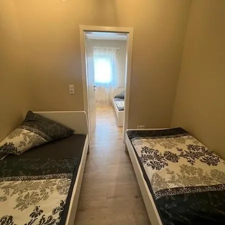 Sala Monteur Apartment Rodenbach (Main-Kinzig)