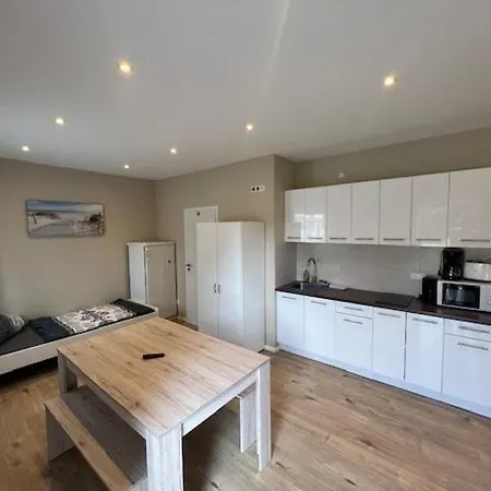 Sala Monteur *